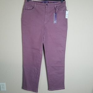 Gloria Vanderbilt soft touch Amanda jeans